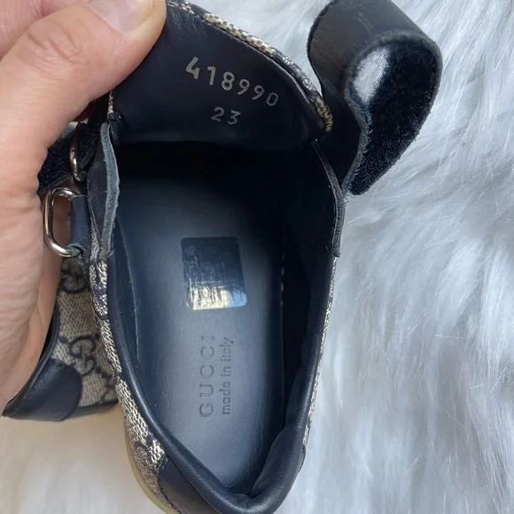Gucci unisex toddler shoes. Size 23. In good condition - Picture 5 of 10